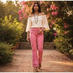 BDG Urban Outfitters Pink Rose Floral High Rise Flare Jeans Size 24 Hippie